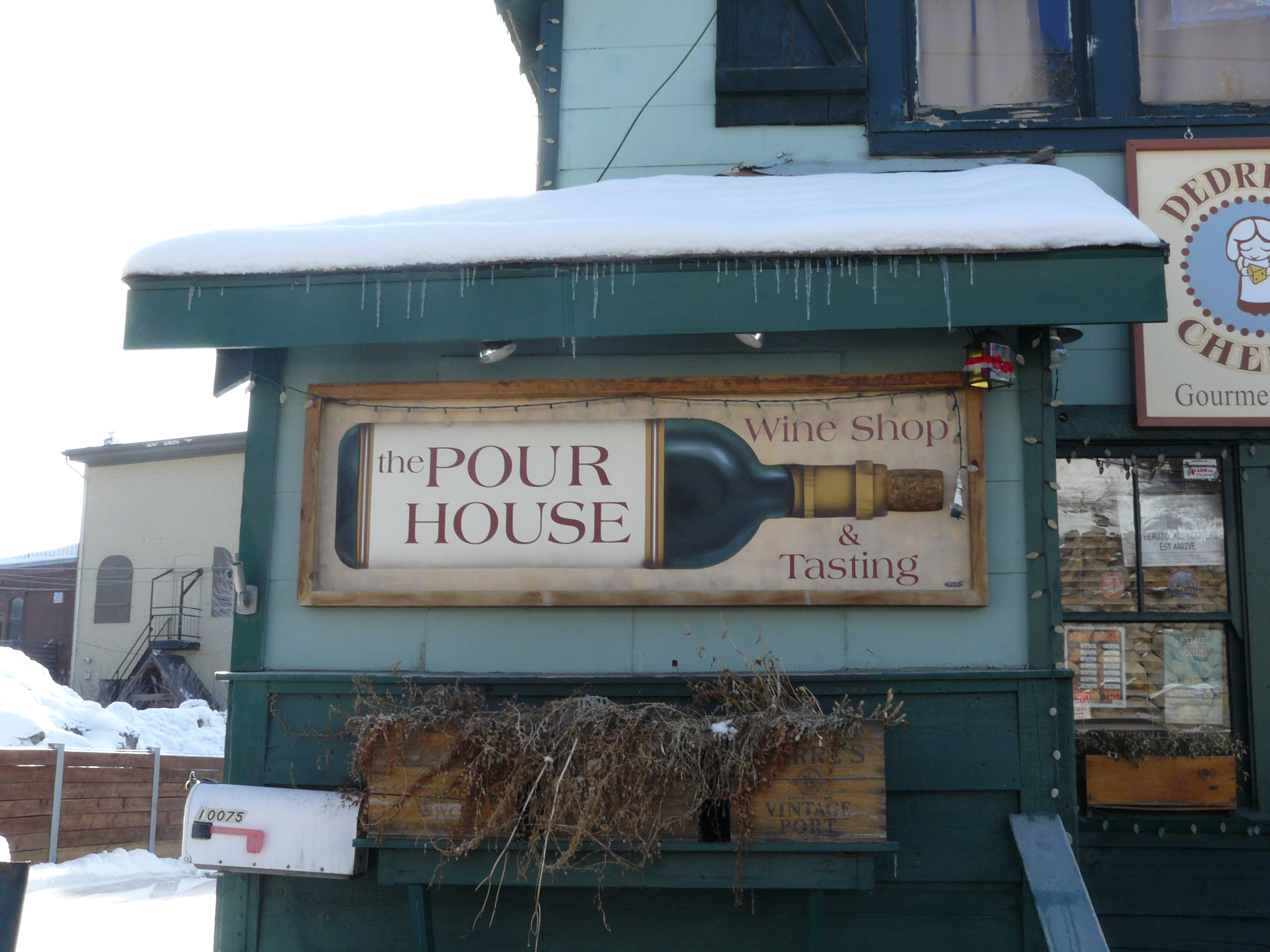 The Pour House (Wine Shop & Tasting) in Truckee, California!